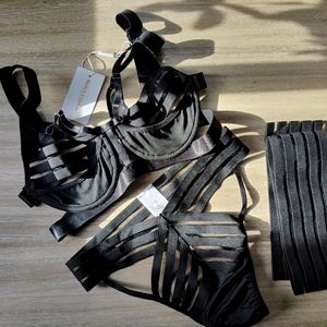 Hello LA Girl Black lingerie set